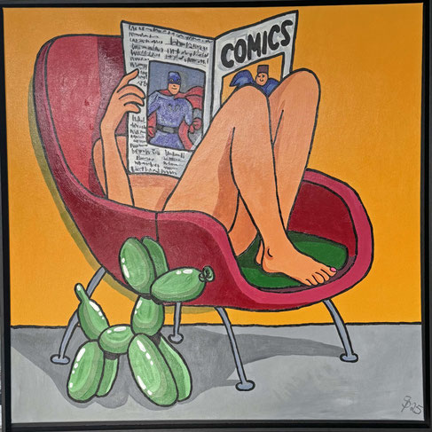 Original Pop-Art Kunstwerk GREEN HOT DOG von Divo Santino. Handgemaltes Acrylbild (100x100 cm) zeigt eine Comic-Figur in einem roten Ball Chair, die ein Comic-Heft liest, während ein grüner Balloon Dog davor sitzt.