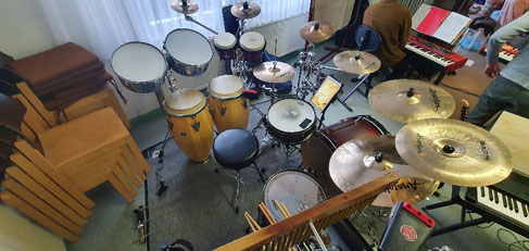 Setup für das Musical Once in this Island 2020