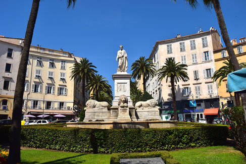 Statue von Napoleon Bonaparte in seiner Geburtsstadt Ajaccio