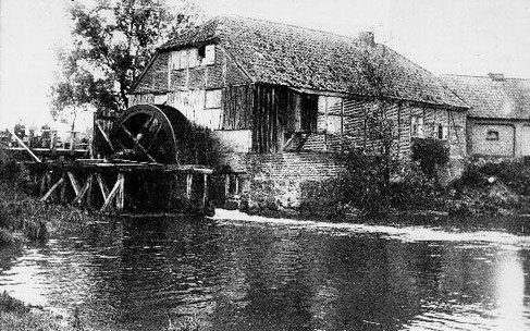 Das Bild zeigt die Brockmühle im Jahre 1907