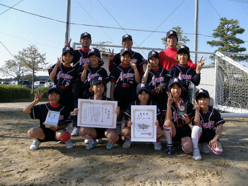 金沢市　森本アップルベリークラブ　女子小学生ソフトボール大会　３位