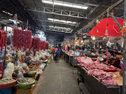 Markt von Pakse