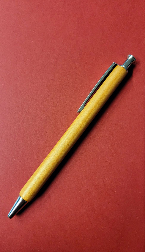 Holzkugelschreiber, Kirschholz, Kirschholzkugelschreiber, Kugelschreiber, PEFC, Öko, FivePoints, Five Points Promotion, Werbemittel, Werbemittelhändler, Merch, VÖW, Werbeagentur, Nachhaltig, Made in EU, Made in Österreich, Österreich, Austria