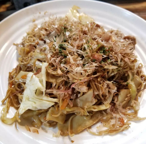 屋台：とん吉、料理：とん吉焼きラーメン