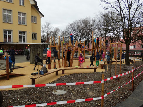 (Bilder: buebikernews)