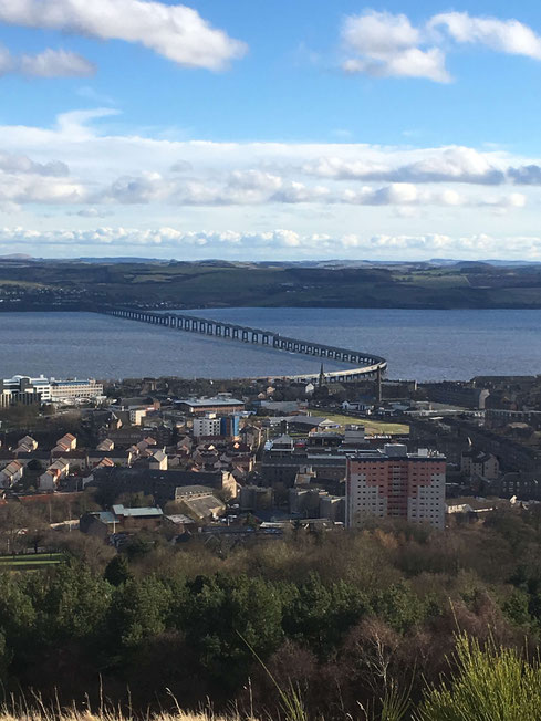 Blick auf den Firth of Tay von Dundee Law Viewpoint