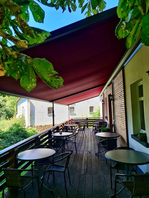 Weinor Pergola Markise beim Cafe Waldkristall in Hüllhorst
