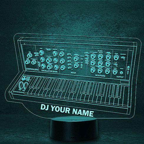 Minimoog Keyboard vintage analog Synthesizer Personalisierte 3D 2D Led Geschenk Lampe Kinder Geburtstag Hochzeit Muttertag  Partner Familie Freunde Geburt Nachtlicht Schlummerlicht personalisiert mit Namen