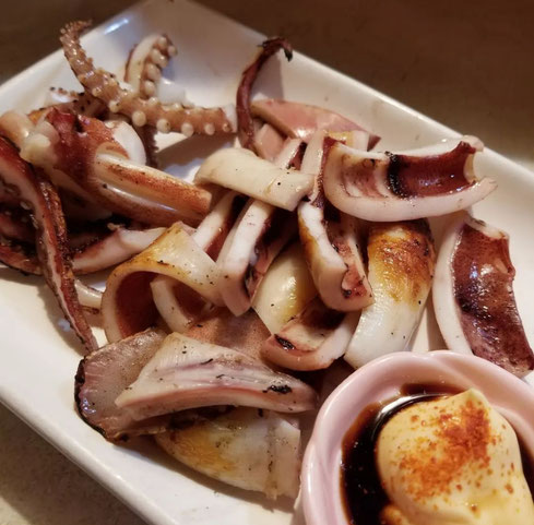 屋台：みっちゃん　(新鮮具味)、料理：真イカの一夜干し