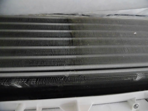 熱交換器の左側、クリーニング後