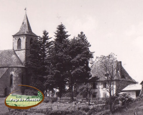 L'église et le presbytère d'Aubespeyre (Junhac)