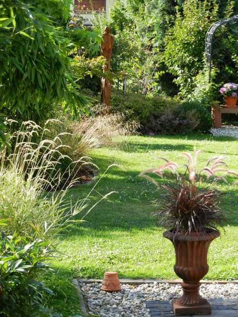 Impressionen aus einem Garten bei Aschaffenburg