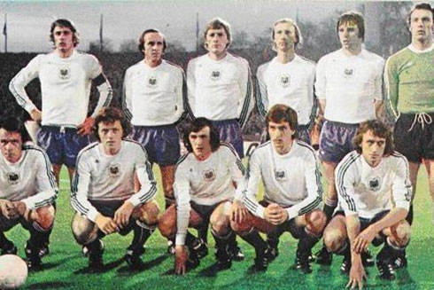 RECOPA DE EUROPA 197576 16ª Edicion Página web de futbol europeo