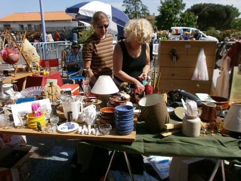 photo objets en vente vide grenier castelmaurou