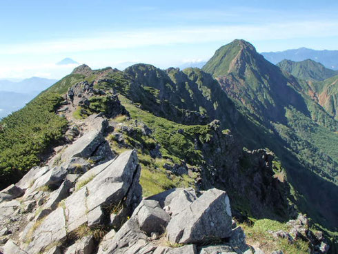 八ヶ岳　縦走　登山　ガイド