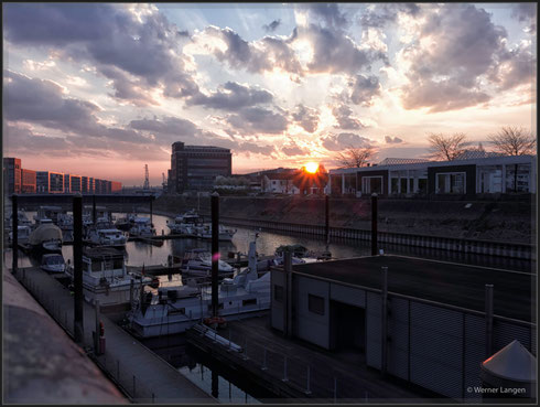Sonnenaufgang in der Marina