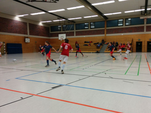 Schwindelig gespielt: Futsalicious Ladies verlieren am Ende erwartet, aber zu hoch gegen Münster (Foto: Gött)