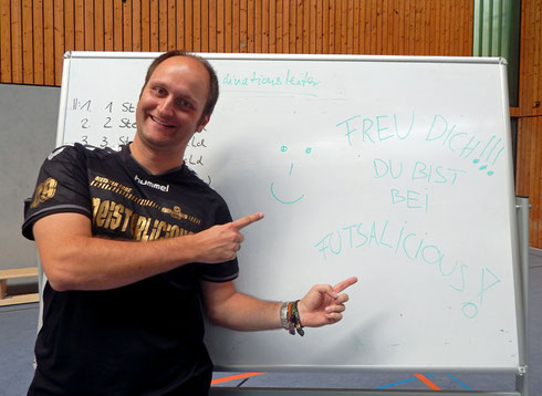 Freu dich, du bist bei Futsalicious! Steffen Bonnekamp tritt zurück und bleibt. (Foto: Henneken)
