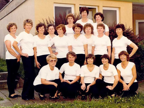 Die Mitgliederinnen der Gymnastikabteilung im Jubiläumsjahr 1982.