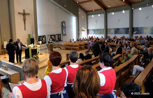 4. Sept. 2022: In der Pfarrkirche in Paudorf sangen wir die "Friedensmesse". Anschließend folgte die Feier zum 20-jährigen Jubiläum des Kienzlmuseums