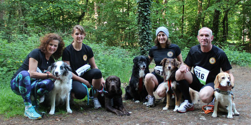 Unsere Teinehmer, von links nach rechts: Doro mit Cadeau, Steffi mit Acon, Tamara mit Heaven und Mayuma, Stefan mit Murphy 