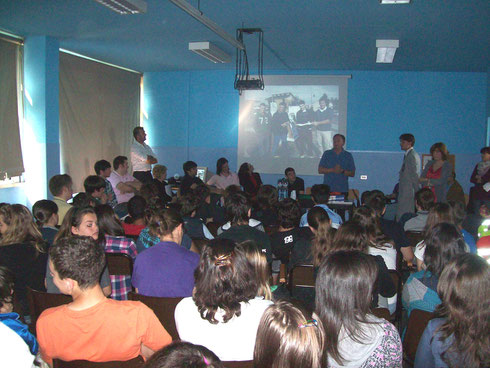 "Una Città per tutti" in collaborazione con gli alunni delle nostre scuole medie.
