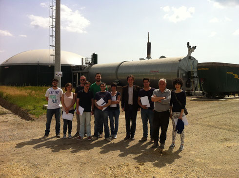 Foto di gruppo dei partecipanti con il proprietario dell'impianto dottor Alessandro Stassano