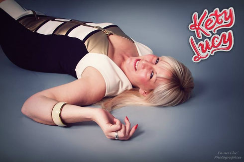 http://enunclicphotographie.wix.com/cf