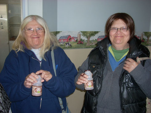 2011 Everybody got Milk at Kreider Farm Dairy - Chocolate Comes from Brown Cows