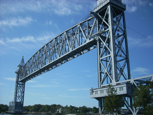 We'll Sail Under This Vertical-Lift Railroad Bridge across the Canal - Still in Use.