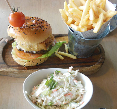 2015 What a Burger at the Titanic Museum Cafe in Belfast, Northern Ireland!