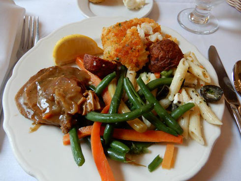 Our Minuteman Luncheon Buffet had all the Right Choices for Hungry Passengers