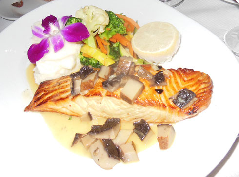 2016 New York City - Grilled Salmon with Mushrooms at Amarone on Ninth Avenue