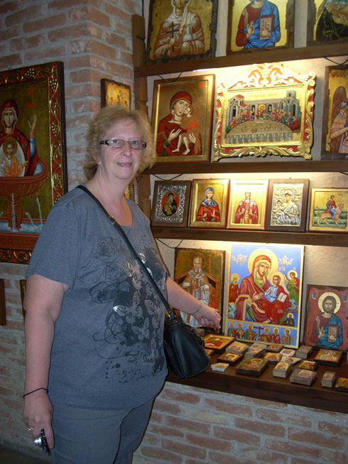 2011 Petkis - A Visit to an Icon Workshop where Old Traditional Methods are Honored