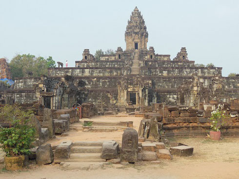 2015 A Beautiful View of the Ruins of the Ancient Temple of Bakong