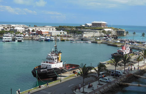 A Panoramic View of Bermuda's King's Point from our Ship