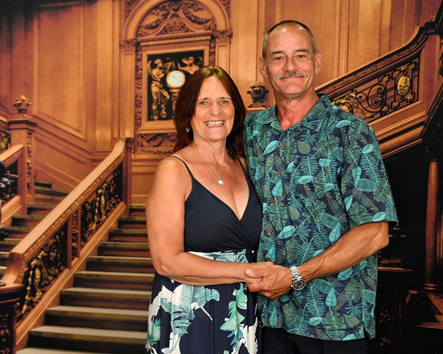 2025 - The Portrait Studio on Norwegian Jewel does a Great Job with Fellow Passengers