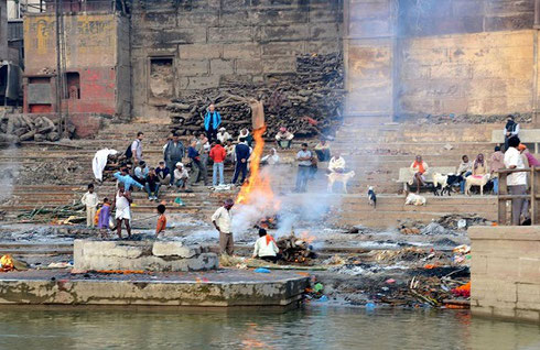 2013 Cremations taking place on the Ghats of the Ganges in Varanasi