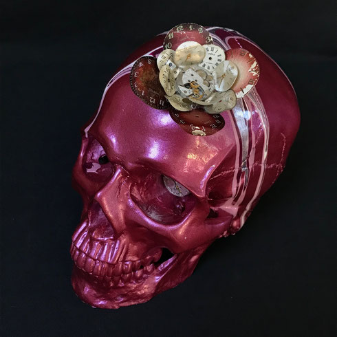 human skull recycling mechanisms needles indian iroquois steampunk vintage retro gothic flowers alarm clocks clock mechanical bracelet collection art artist plastician sculpture sculptor case face time skull skull elements watches and clocks watches