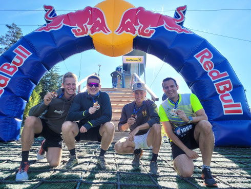 RED BULL 400: Unsere SV-Möllmänner waren wieder mit dabei und auch wieder am Stockerl ... beim Bergiselrennen 2025. Wir gratulieren zur Bronzemedaille