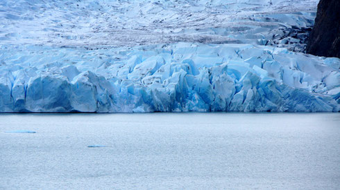 igentlich Glacier Grey, wo er doch sooo blue ist?