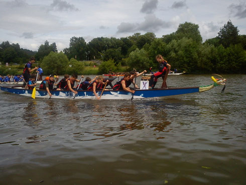 Jugendgruppe beim Draborennen