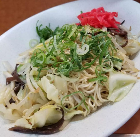 屋台：えんまんや、料理：焼ラーメン