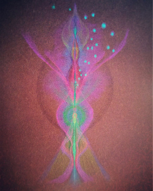 光のアート by 青木せい子 「チャクラ」