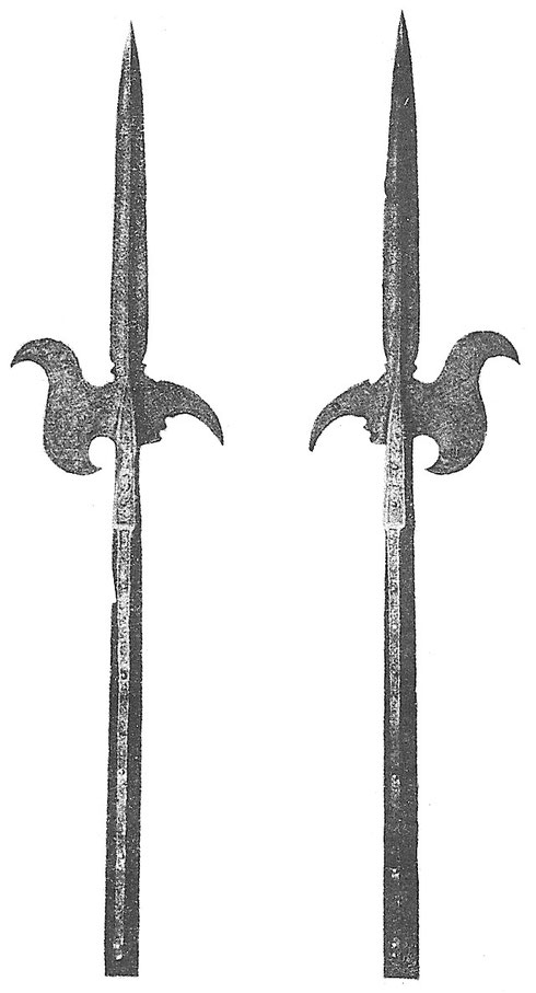 Helmbarte aus der Zeit von 1571