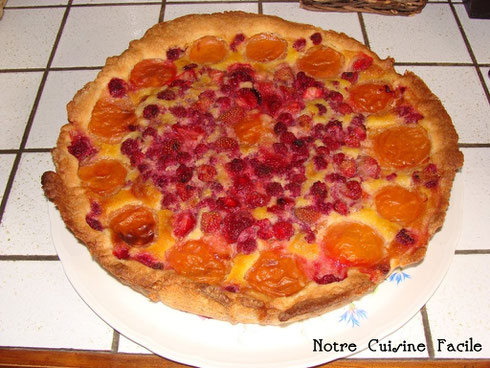 Tarte lorraine abricots, fraises, framboises