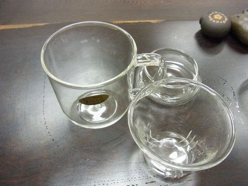 耐熱ガラス製です