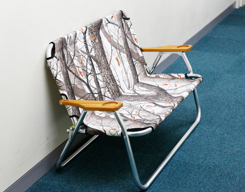 BALLISTICS - Peregrine Furniture Wing Table カーミットチェア