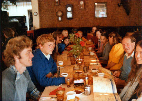 (L side) Ken Neunzig, Win Coate, Anita Dennison, Ed Hobson - ( right side ) Chris Fretto, Darwin Shaw, Casey Cook, Ella Winterfeldt, Leutrice, Terri Adams, Merwan & Raina