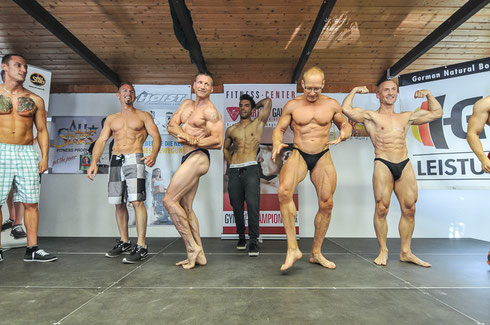 Weiteres Bild vom abschließenden POSEDOWN: Von links nach rechts: Bastian Hock; Jörg Altmann; Rüdiger Lang; Fabian Getto; Jens Berthold; Rainer Mühl